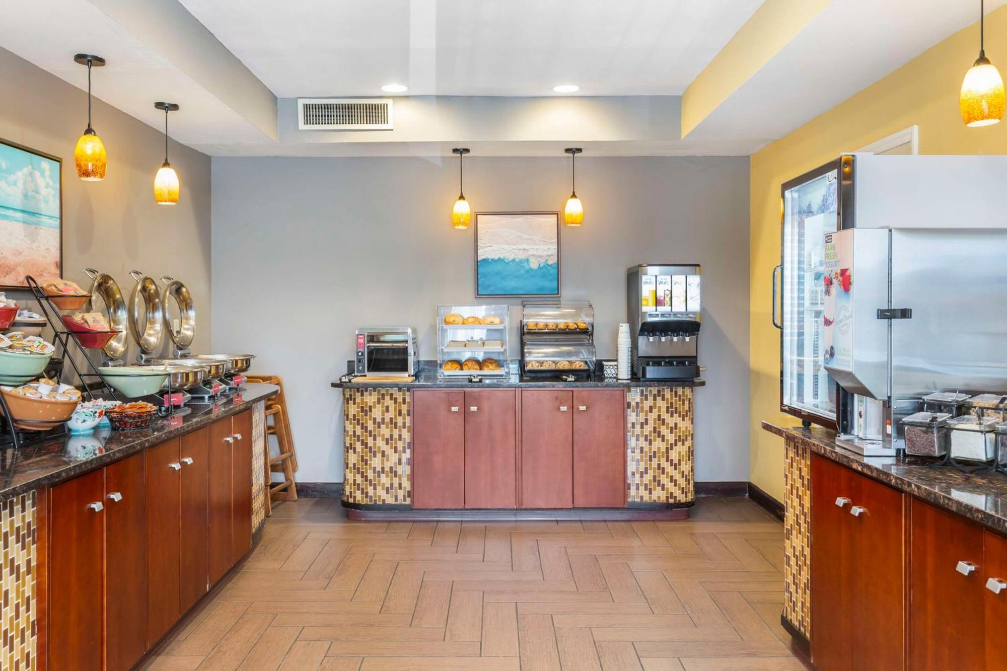 Spark By Hilton Wilmington Carolina Beach Rd Экстерьер фото
